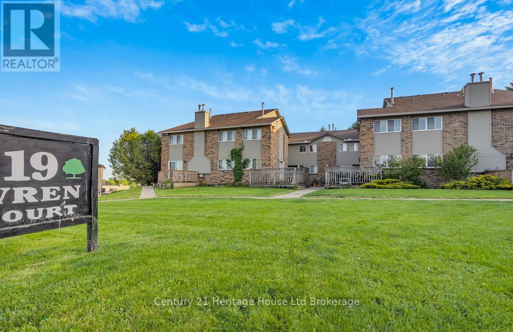 #6 19 WREN COURT - 2