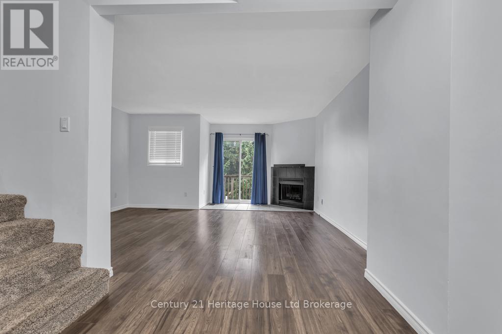 #6 19 WREN COURT - 8