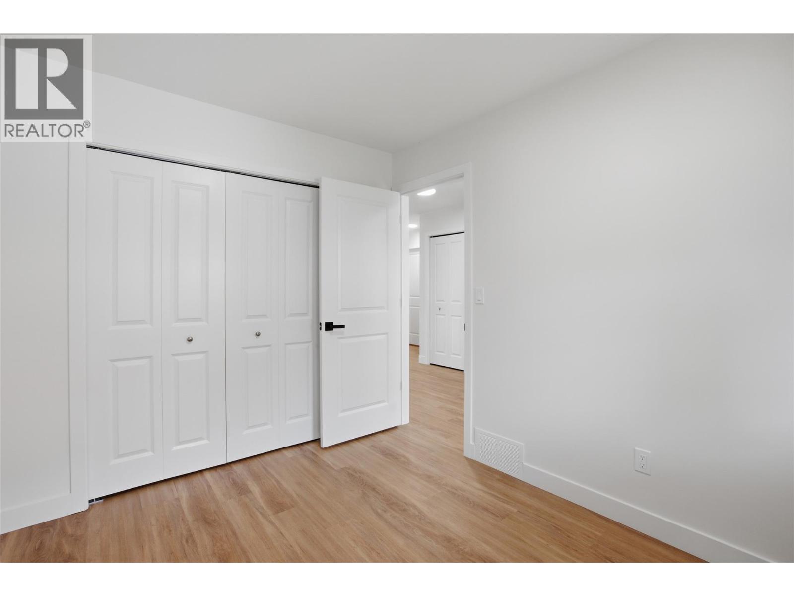 #1 1940 Hillside Drive - 28