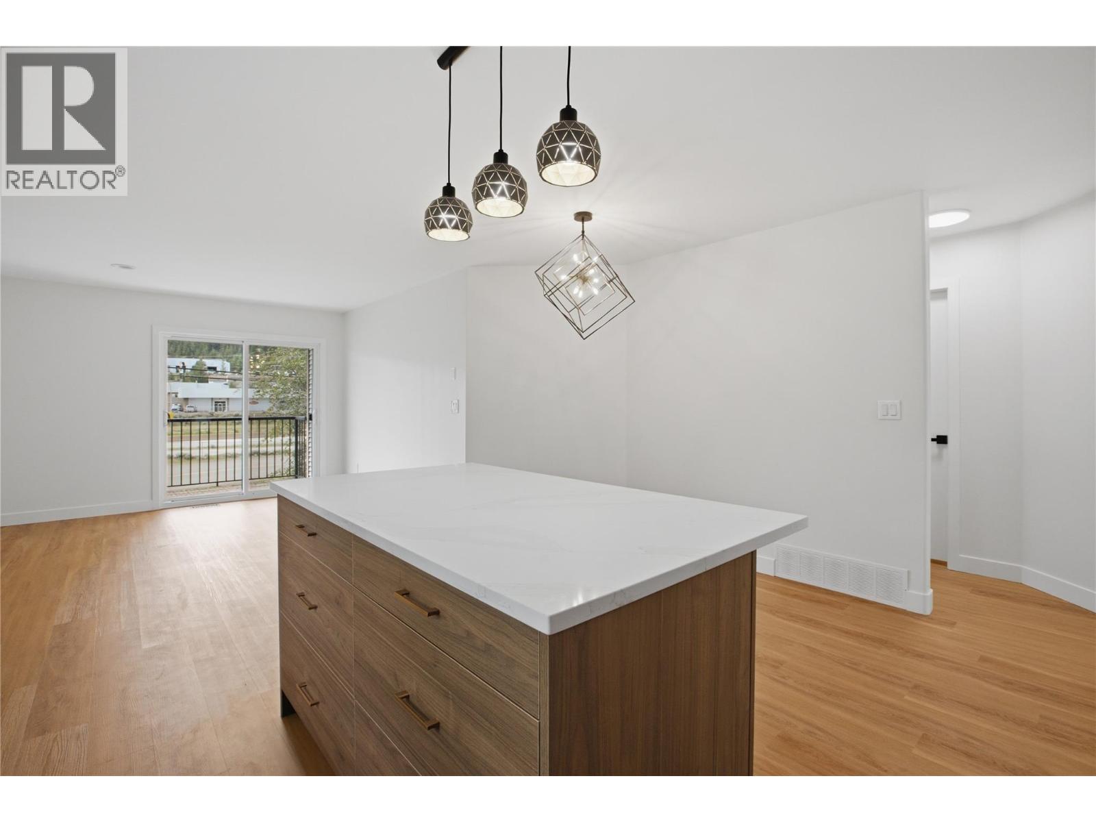 #1 1940 Hillside Drive - 7