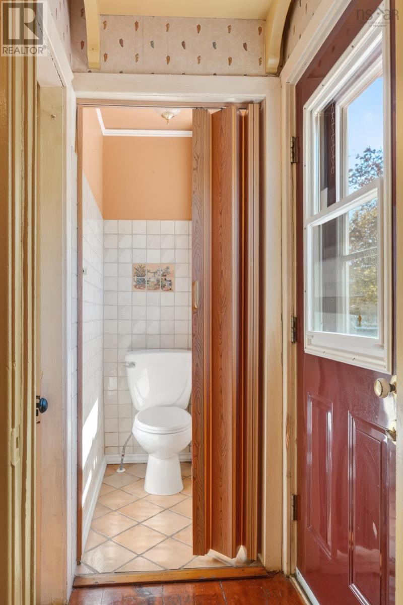 22 Beacon Street - 27