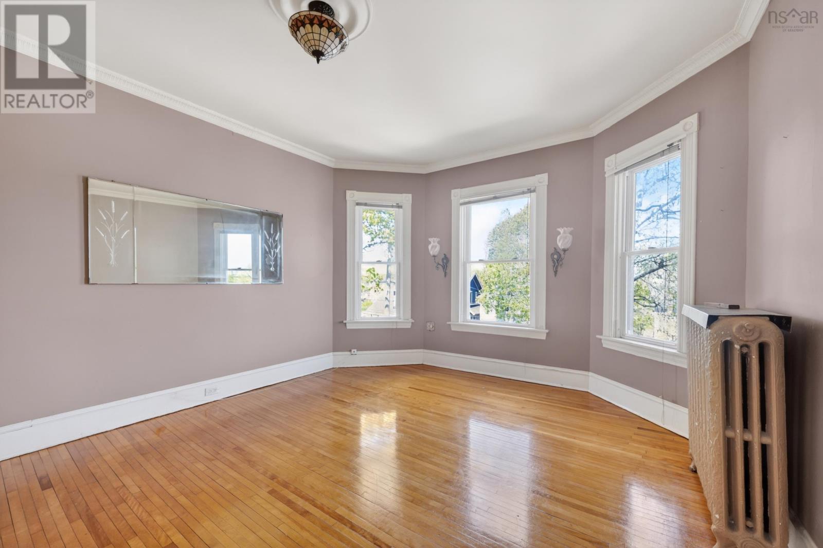 22 Beacon Street - 32