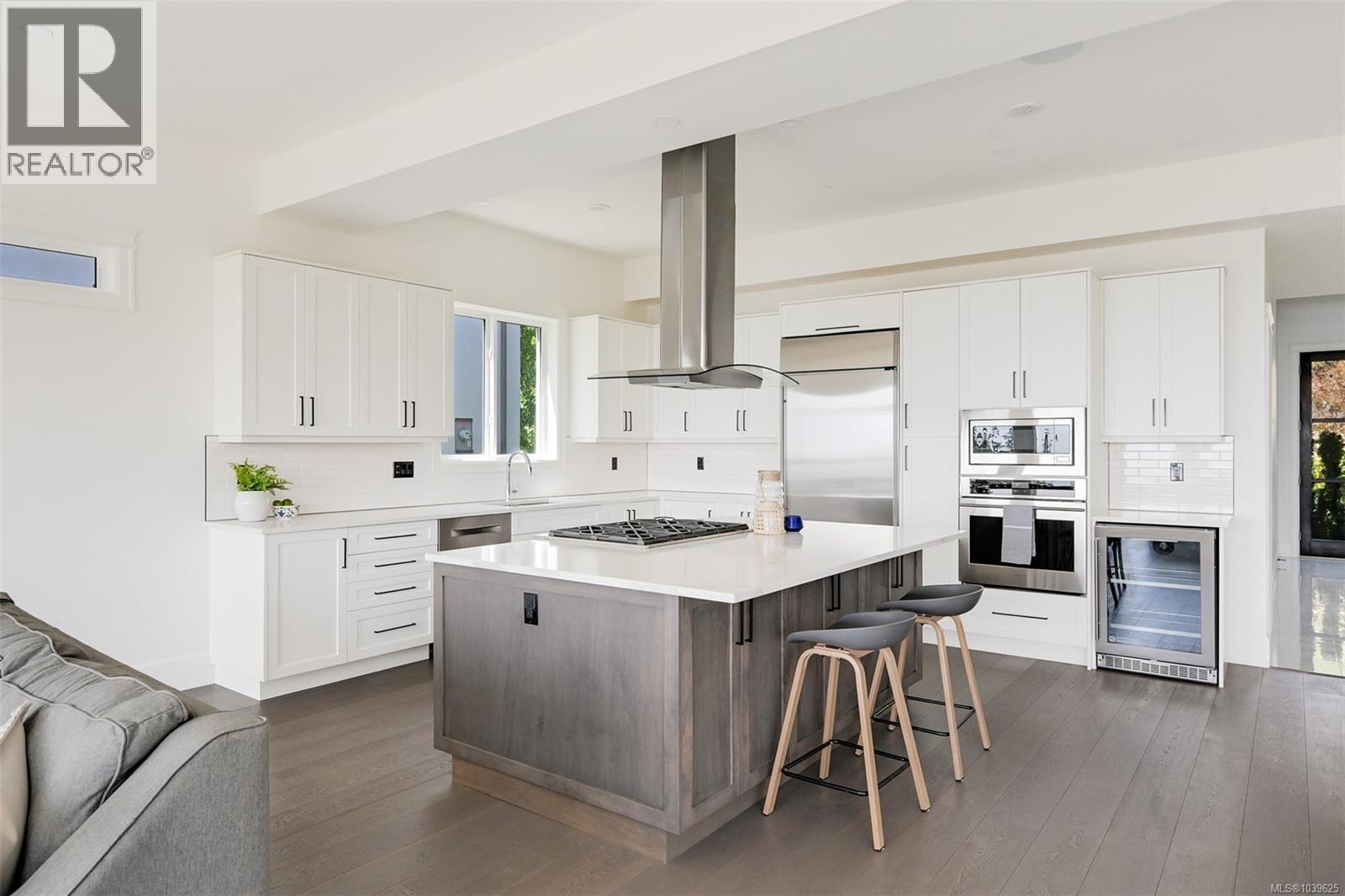 #118 539 Delora Dr - 18