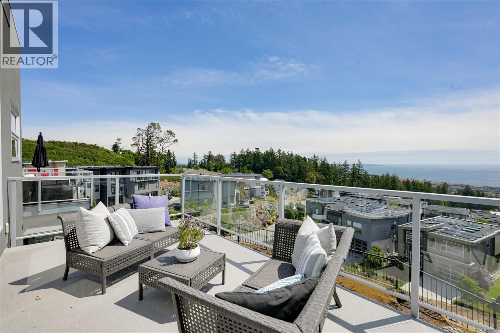 #118 539 Delora Dr - 64