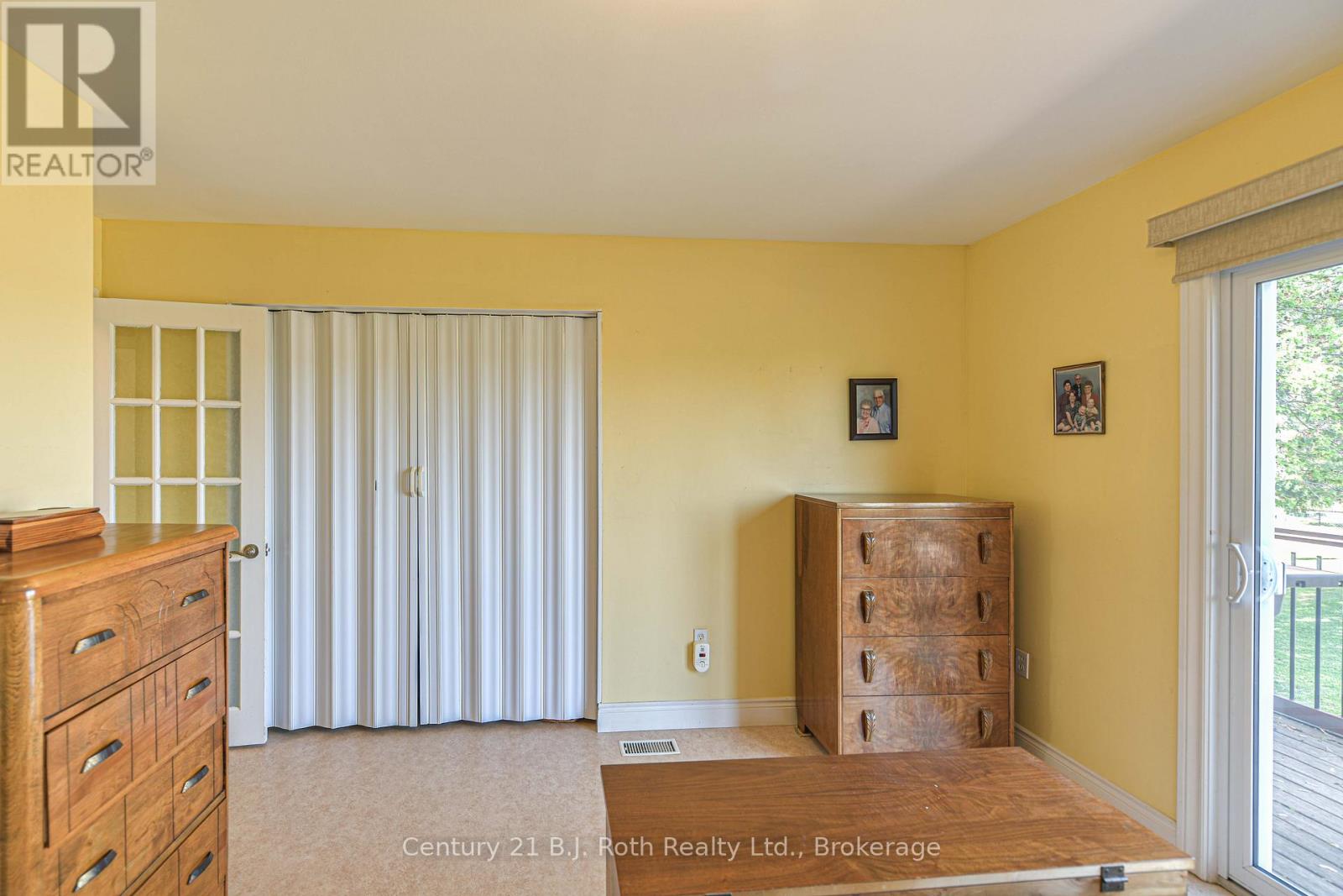 1030 DUNNS LINE - 32