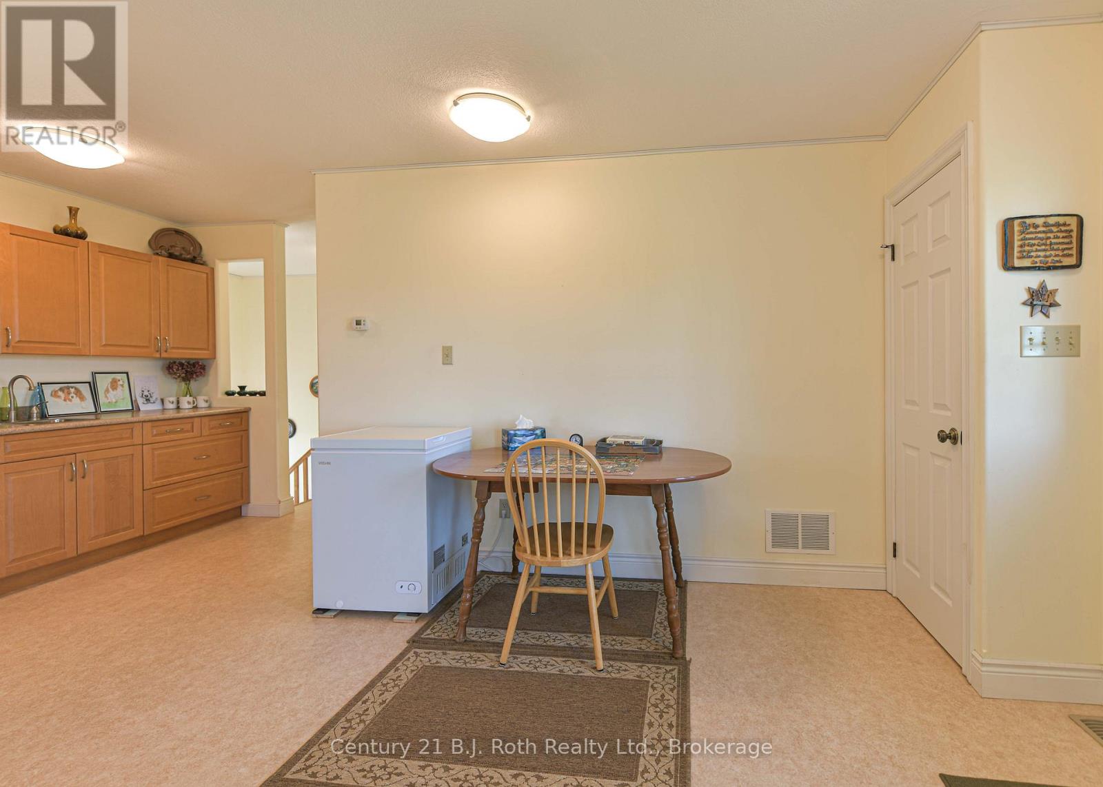 1030 DUNNS LINE - 46