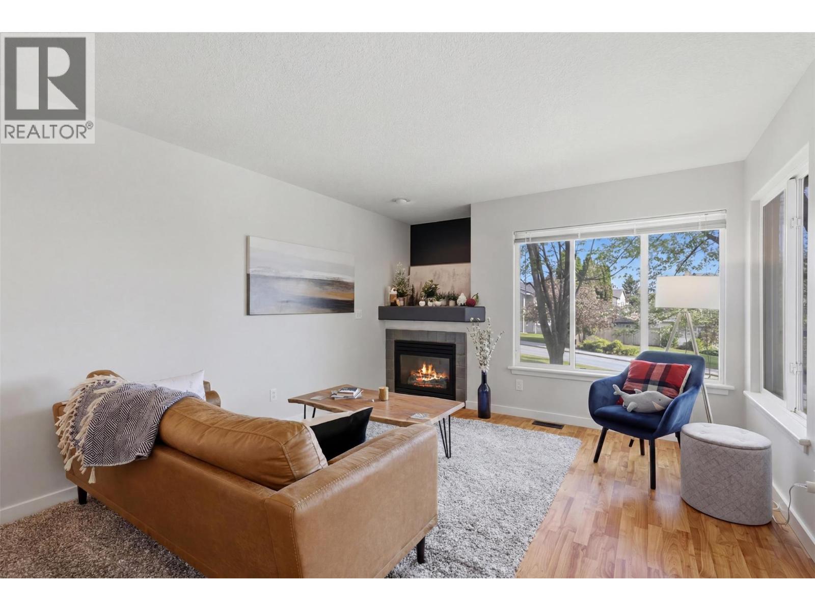 #8 411 ABERDEEN Drive - 13