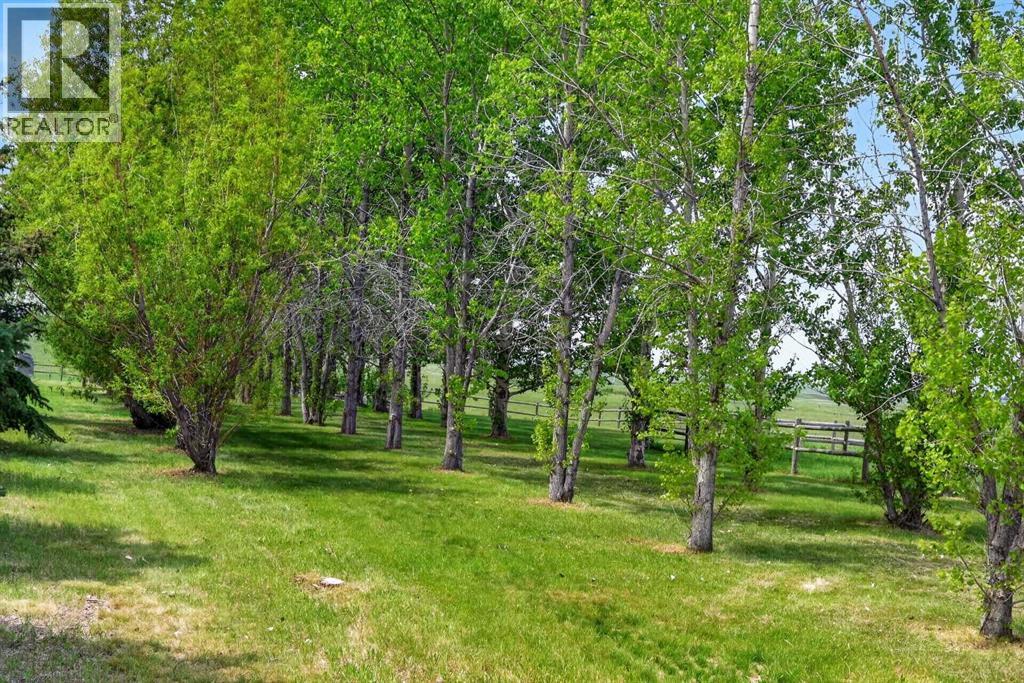 254052 HWY 21 - 35