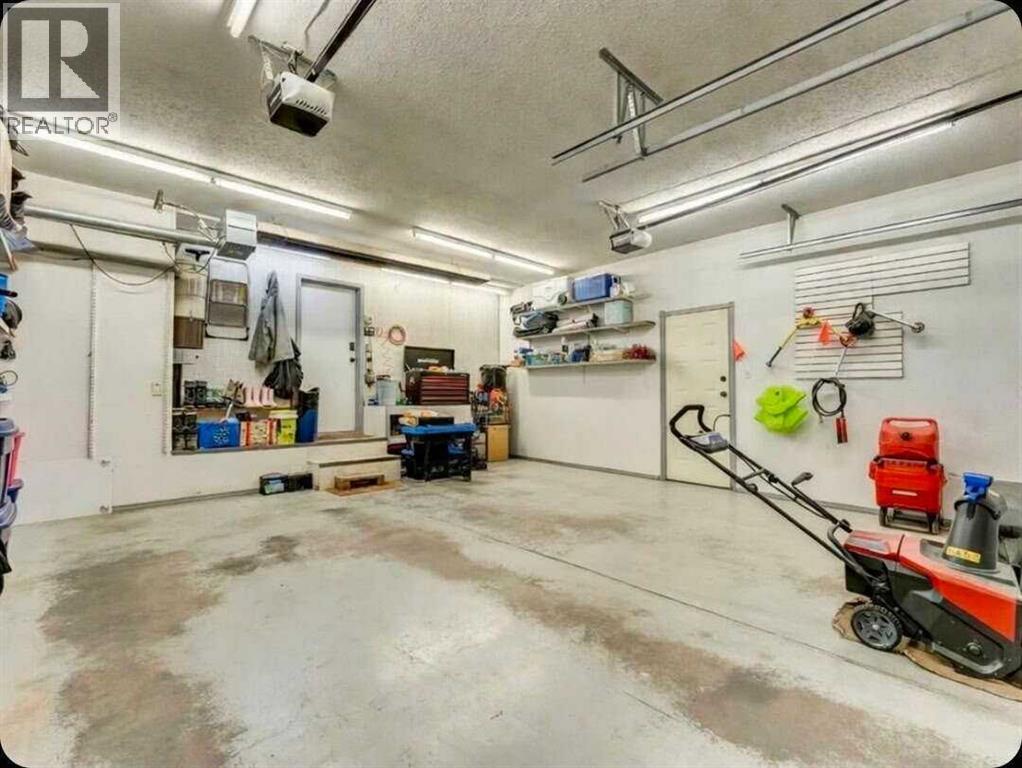 1630 31 Street SE - 33