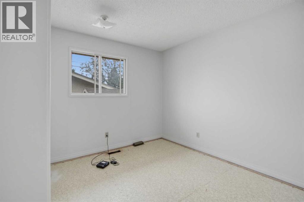 4112 - 13 Avenue NE - 15