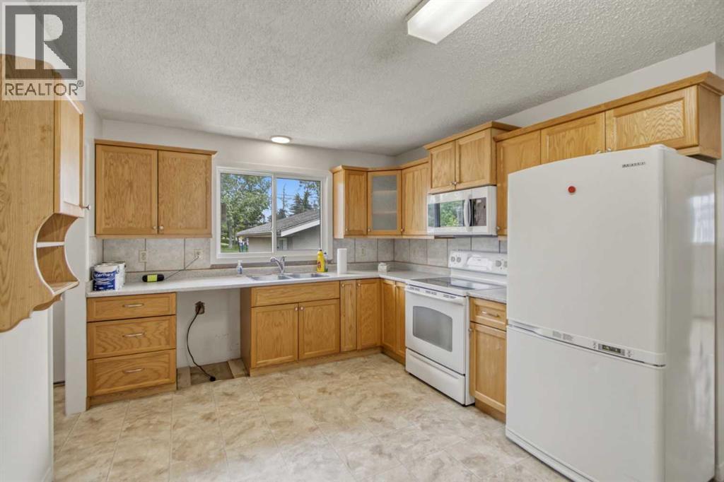 4112 - 13 Avenue NE - 8