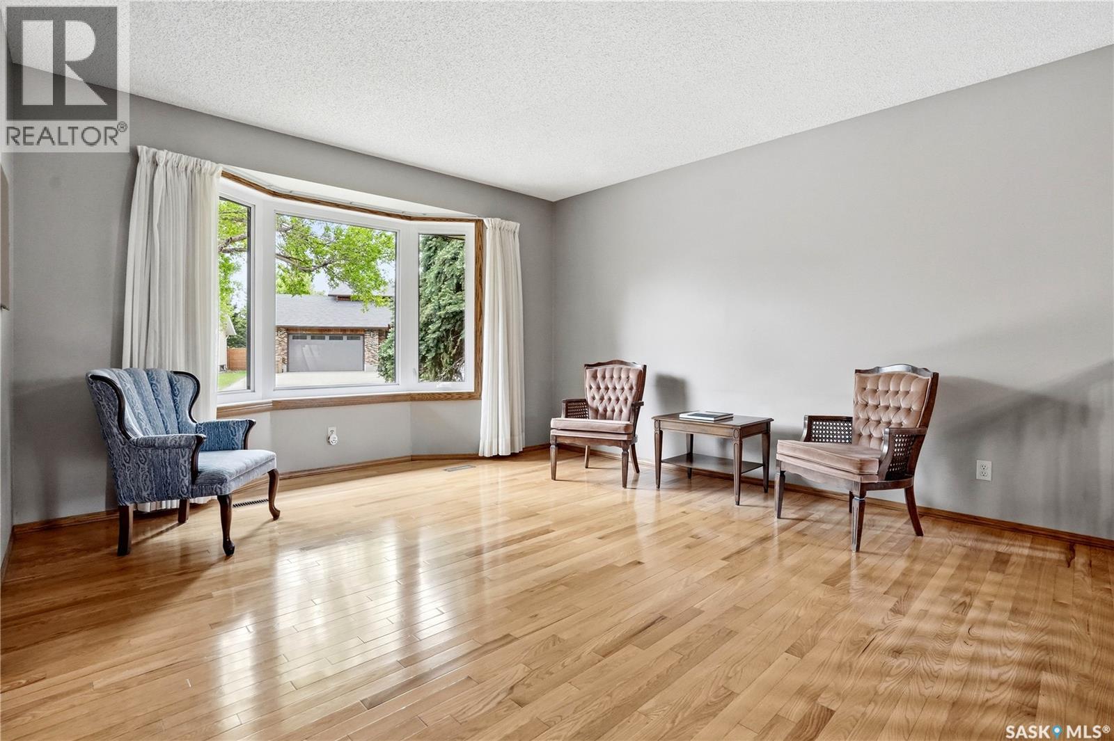 3249 Mountbatten CRESCENT - Image 3