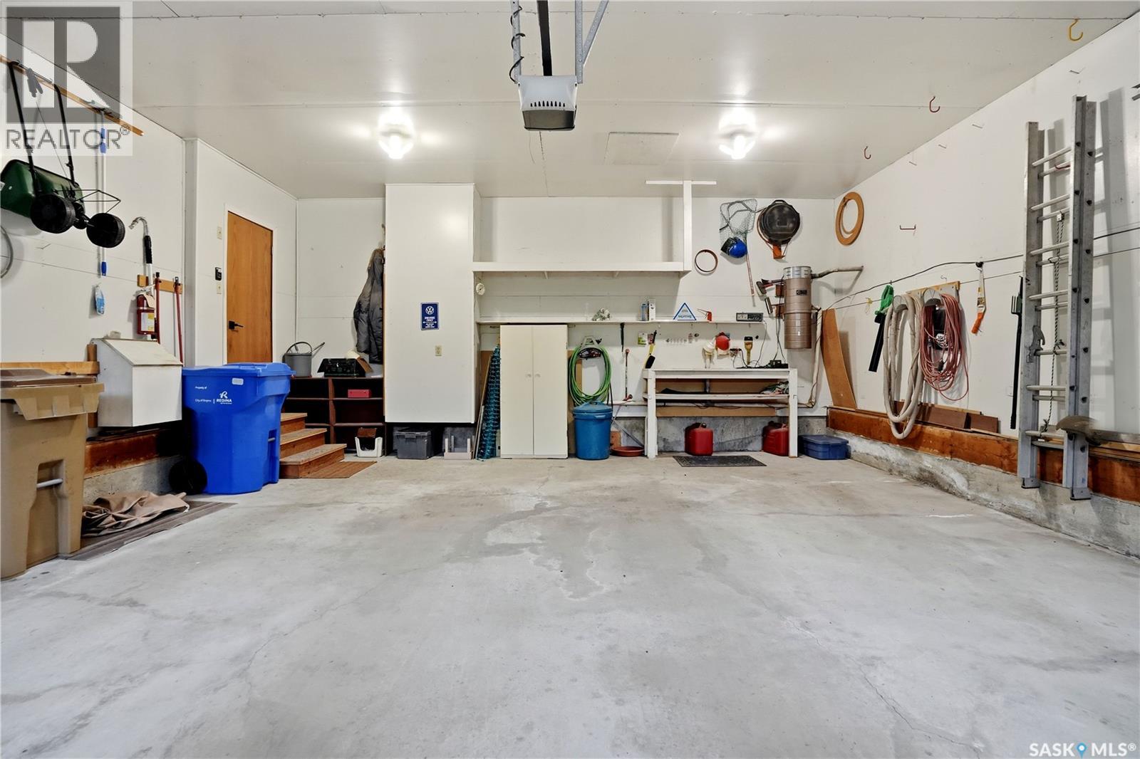 3249 Mountbatten CRESCENT - 40