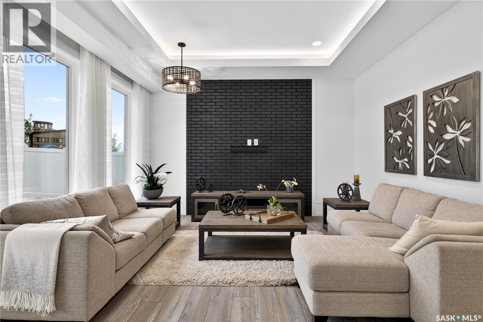 428 Woolf BEND - 32