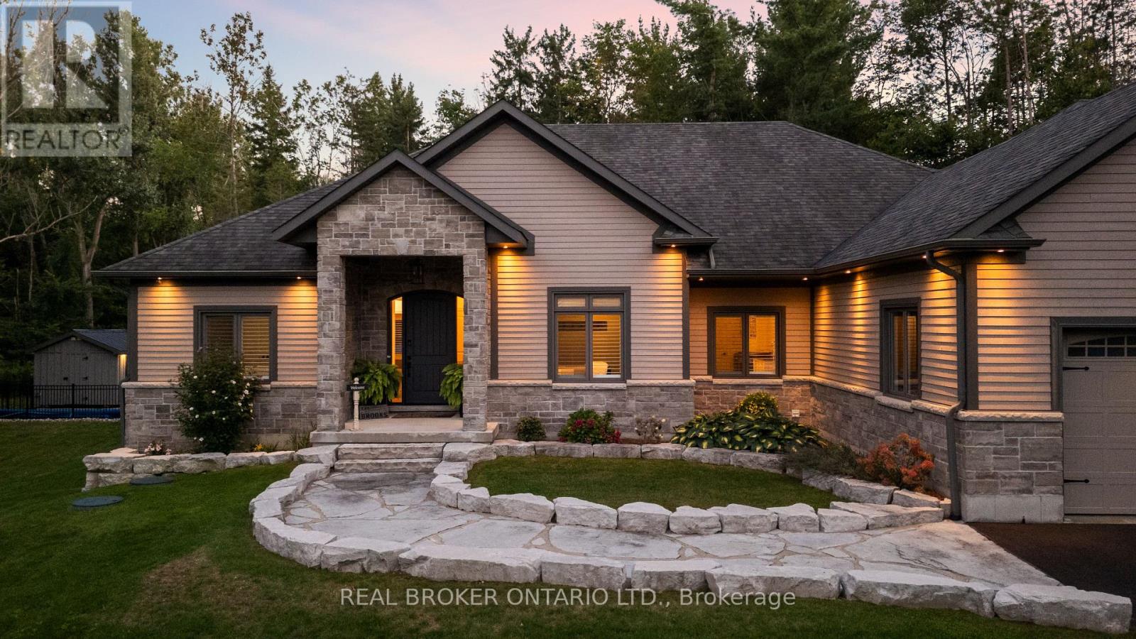 49 SYDENHAM TRAIL W - 2