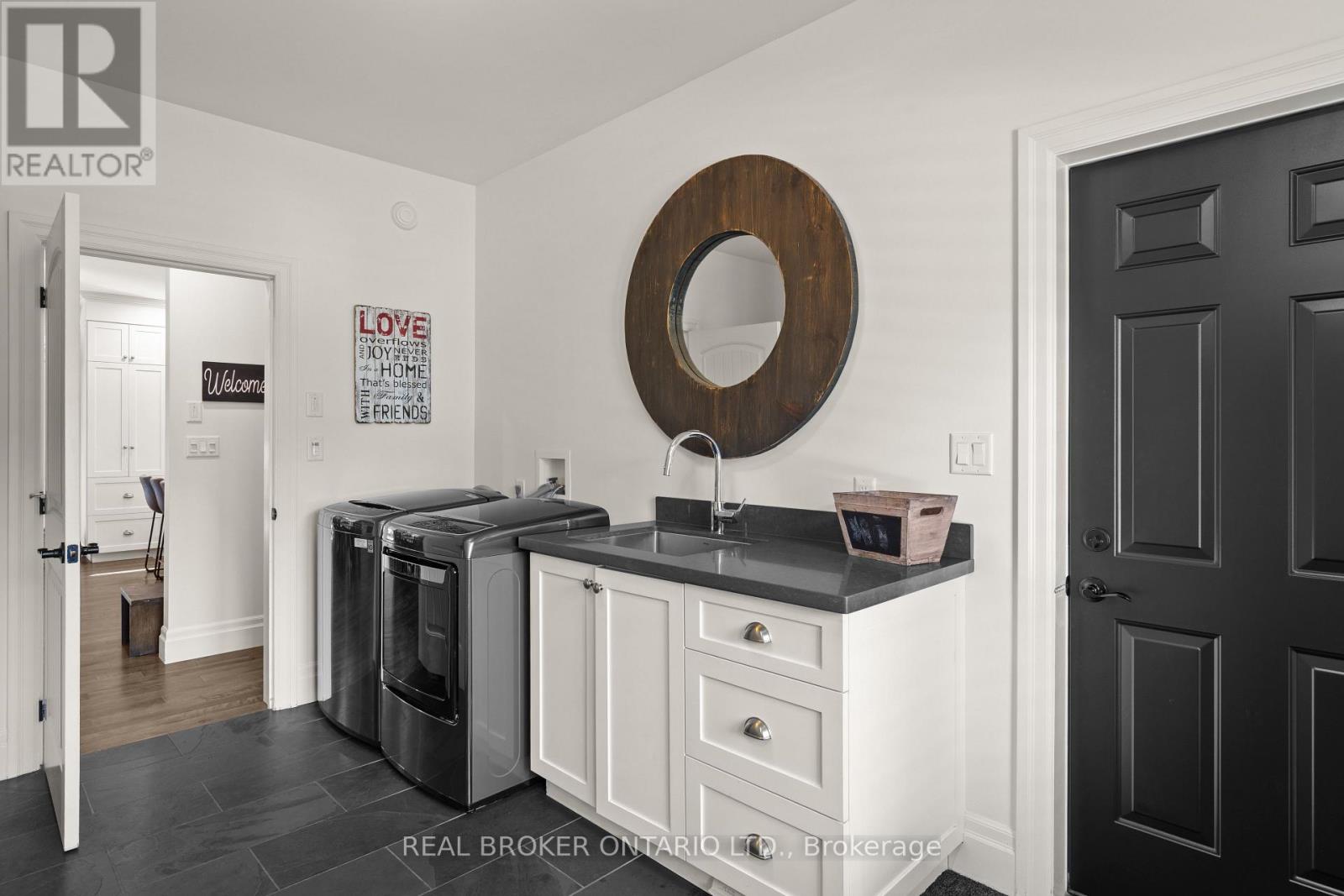 49 SYDENHAM TRAIL W - 28