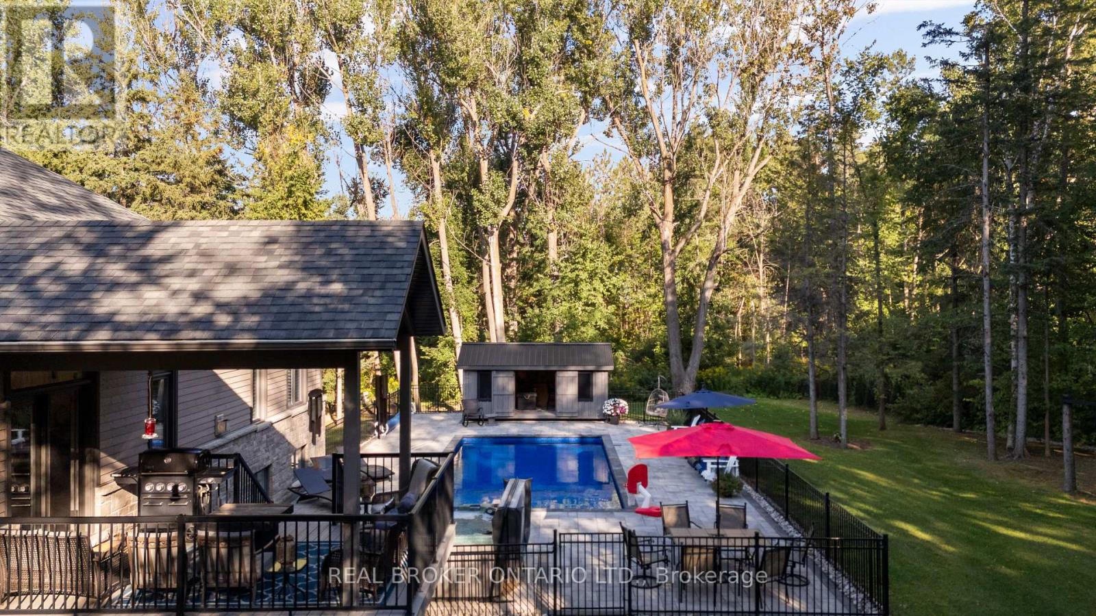 49 SYDENHAM TRAIL W - 38