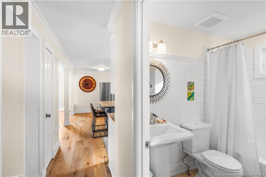 366 Bayview Court - Thumbnail 19