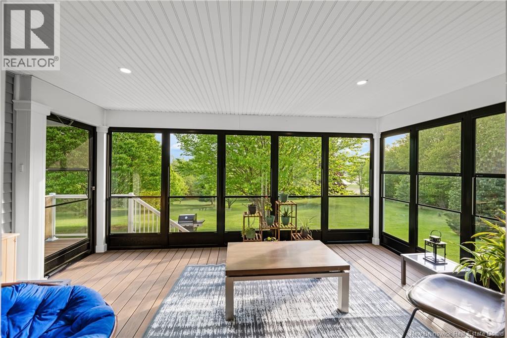366 Bayview Court - Thumbnail 17