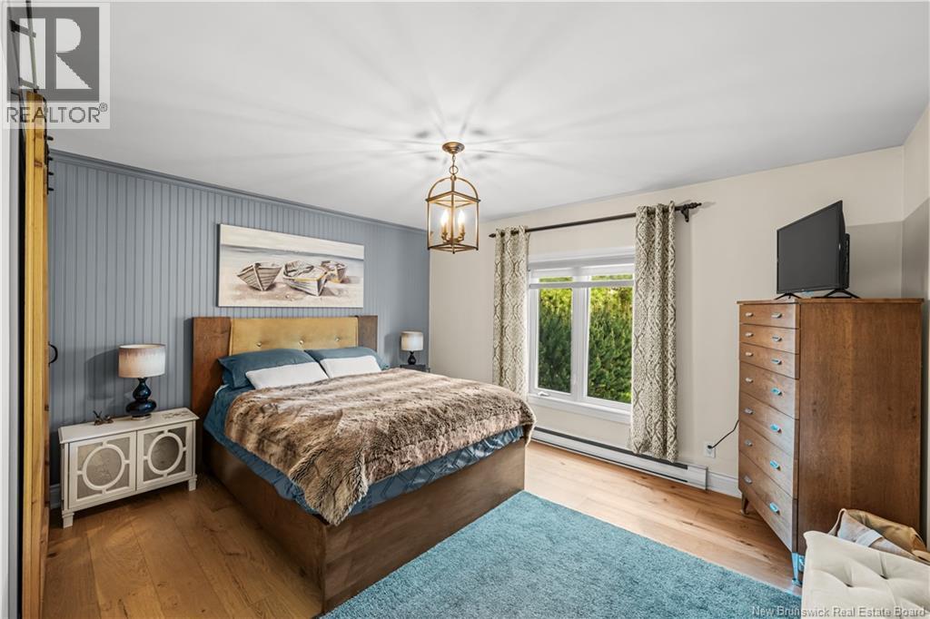 366 Bayview Court - Thumbnail 22
