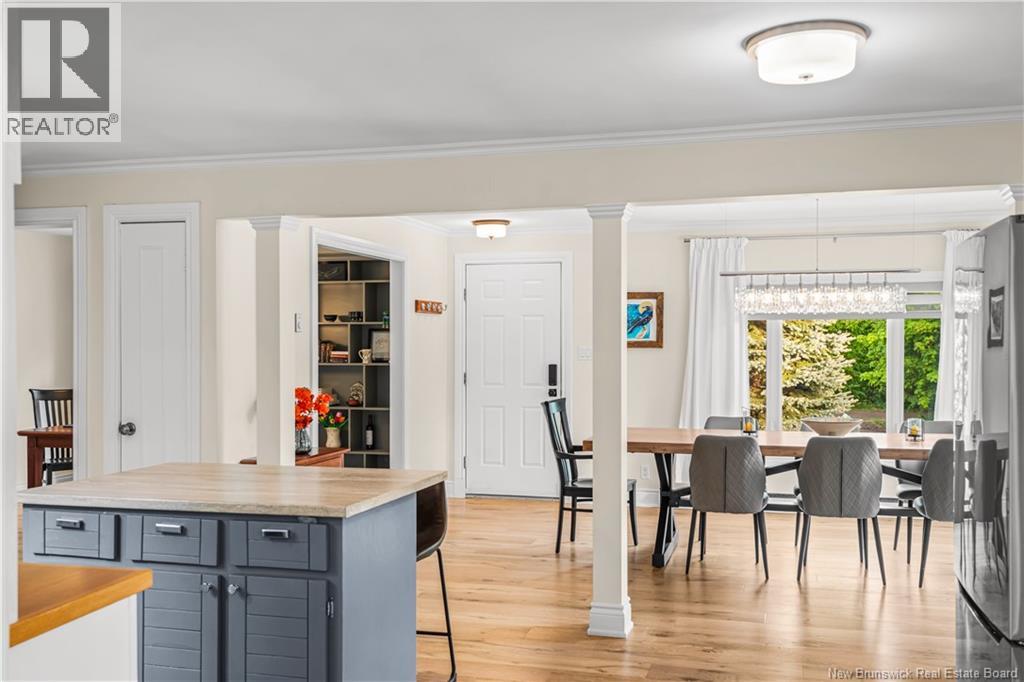 366 Bayview Court - Thumbnail 7