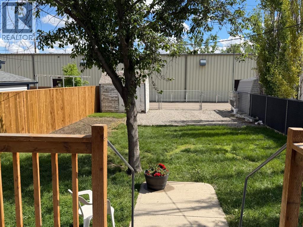 526 51 Avenue - 22