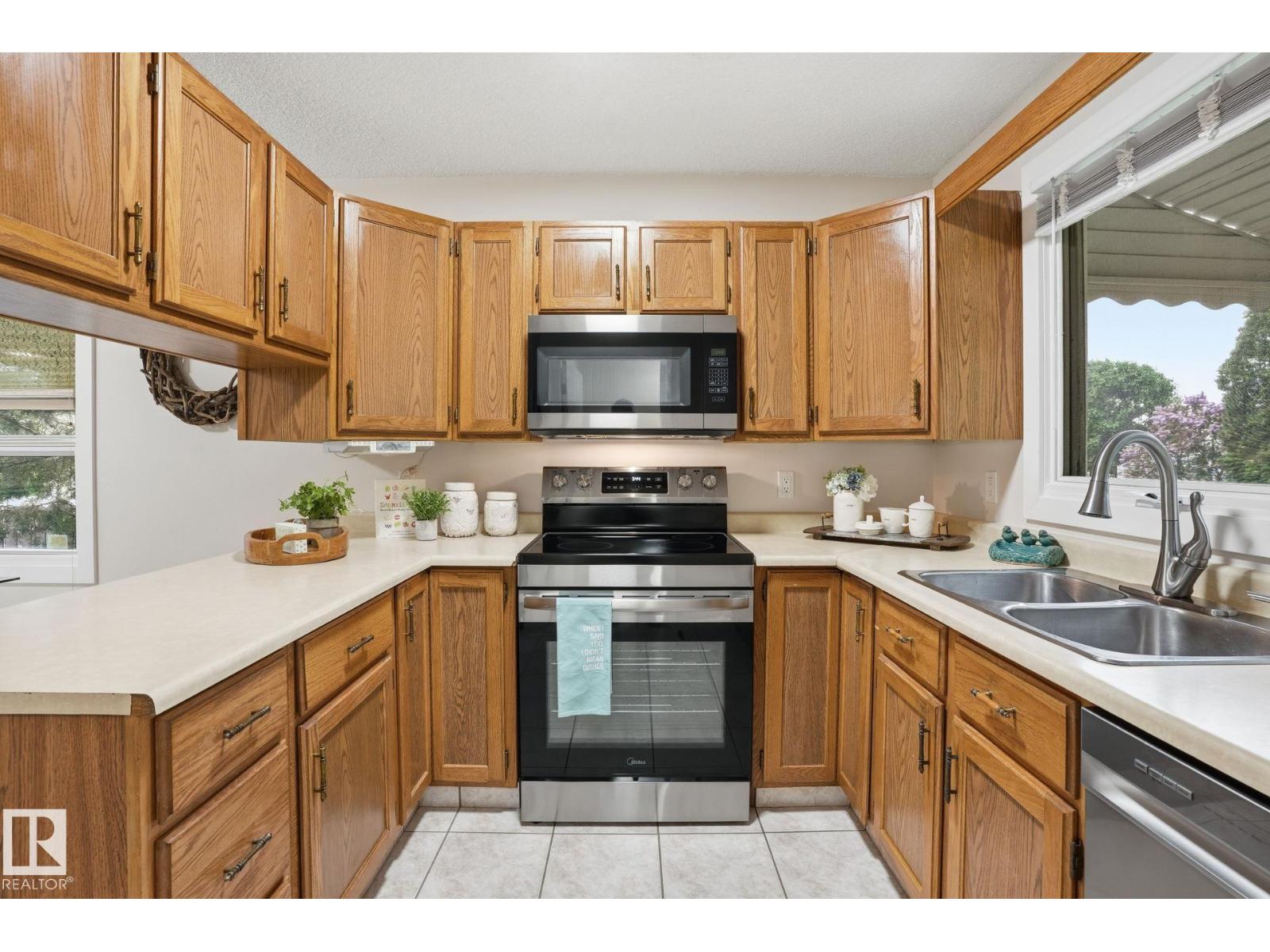 1008 61 ST NW - 11