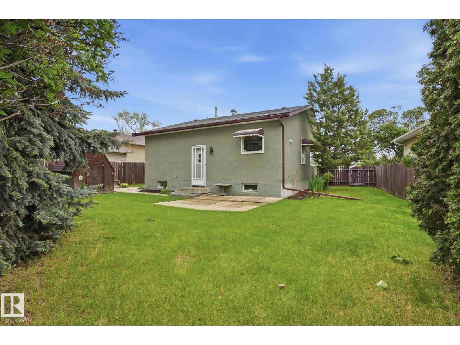 1008 61 ST NW - Image 3