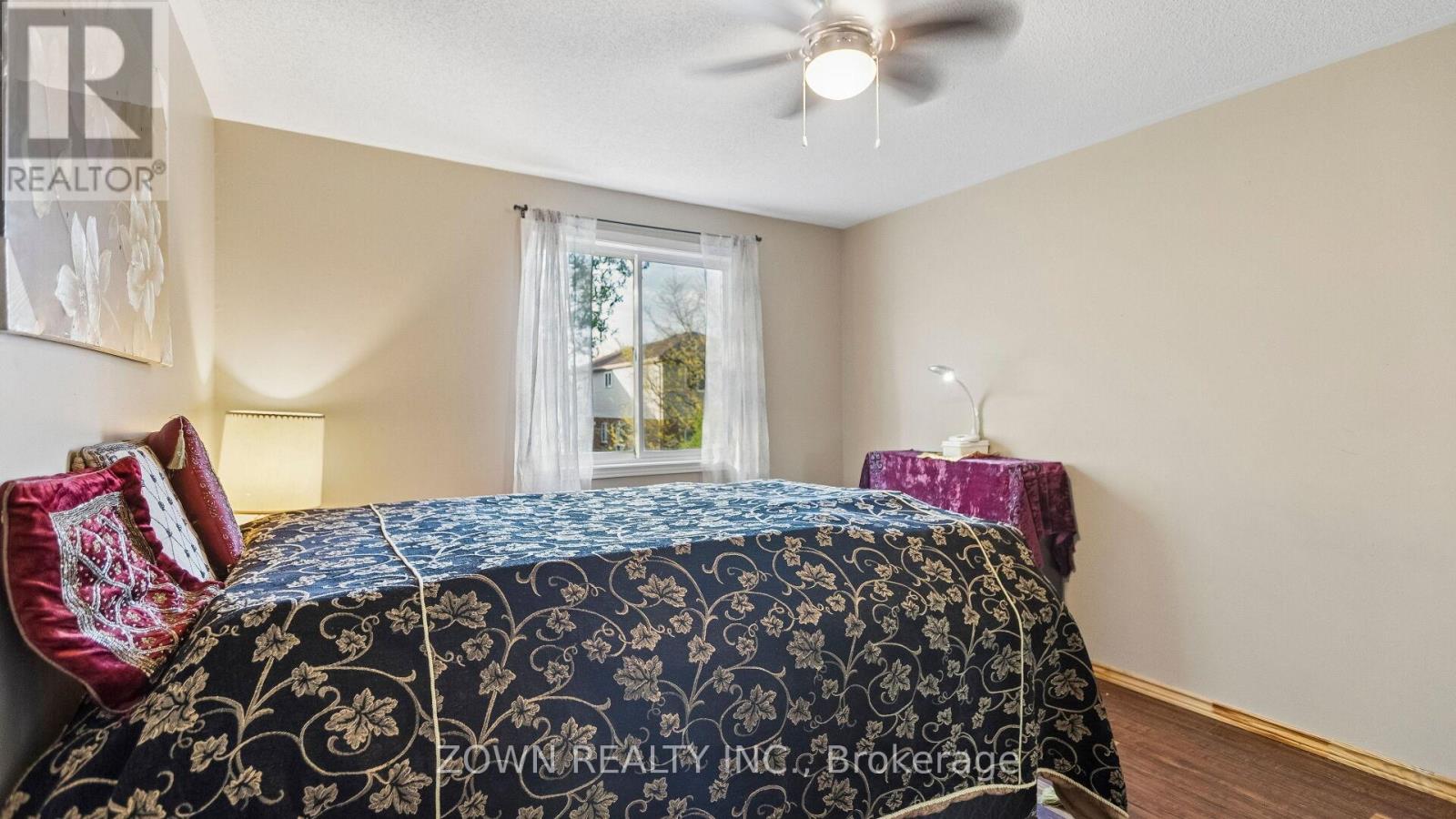 17 BUCKTHORN CRESCENT - 45