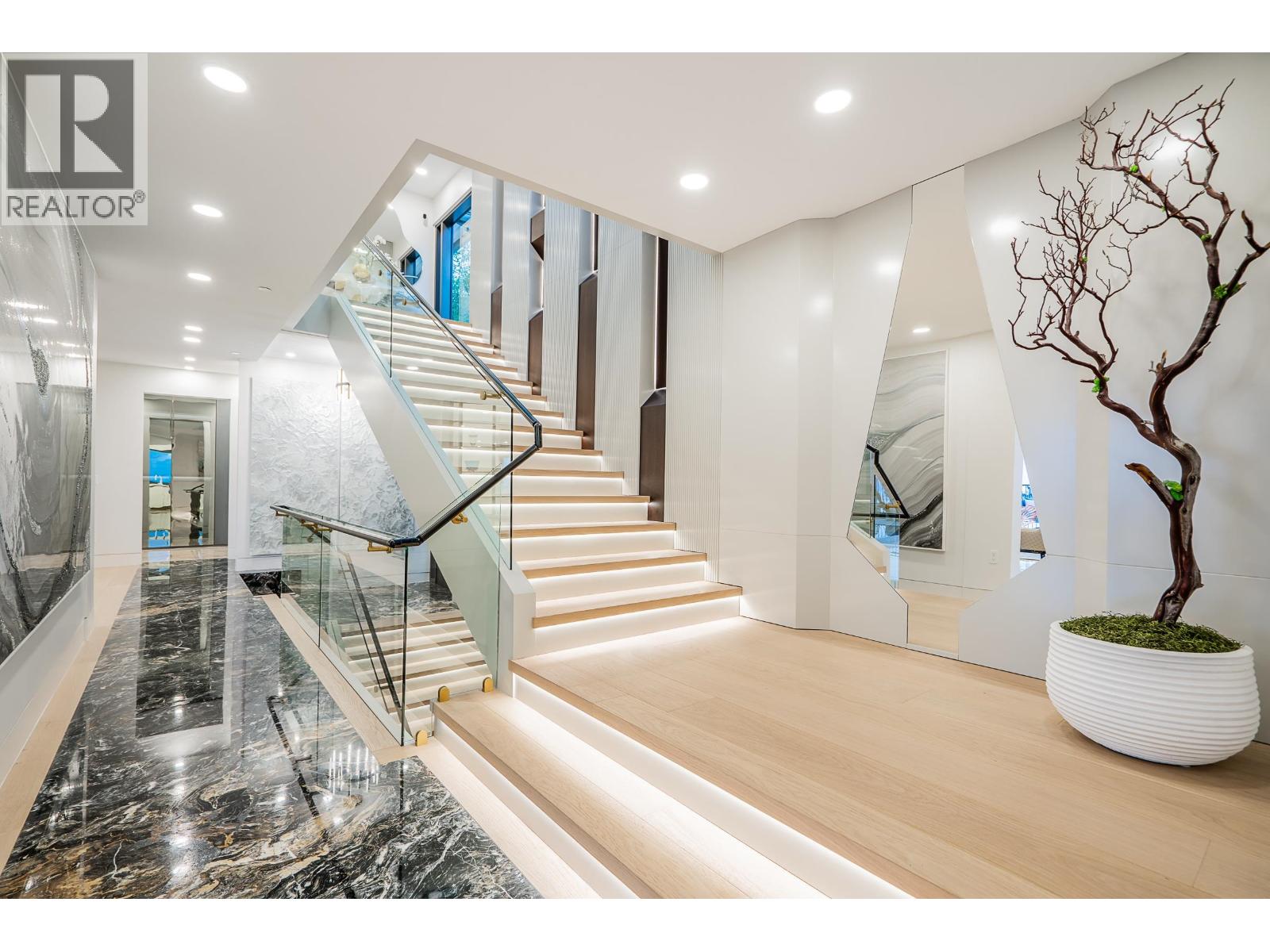 1123 CRESTLINE ROAD, West Vancouver
