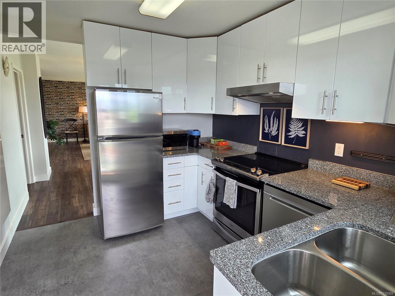 #603 220 Townsite Rd - 16