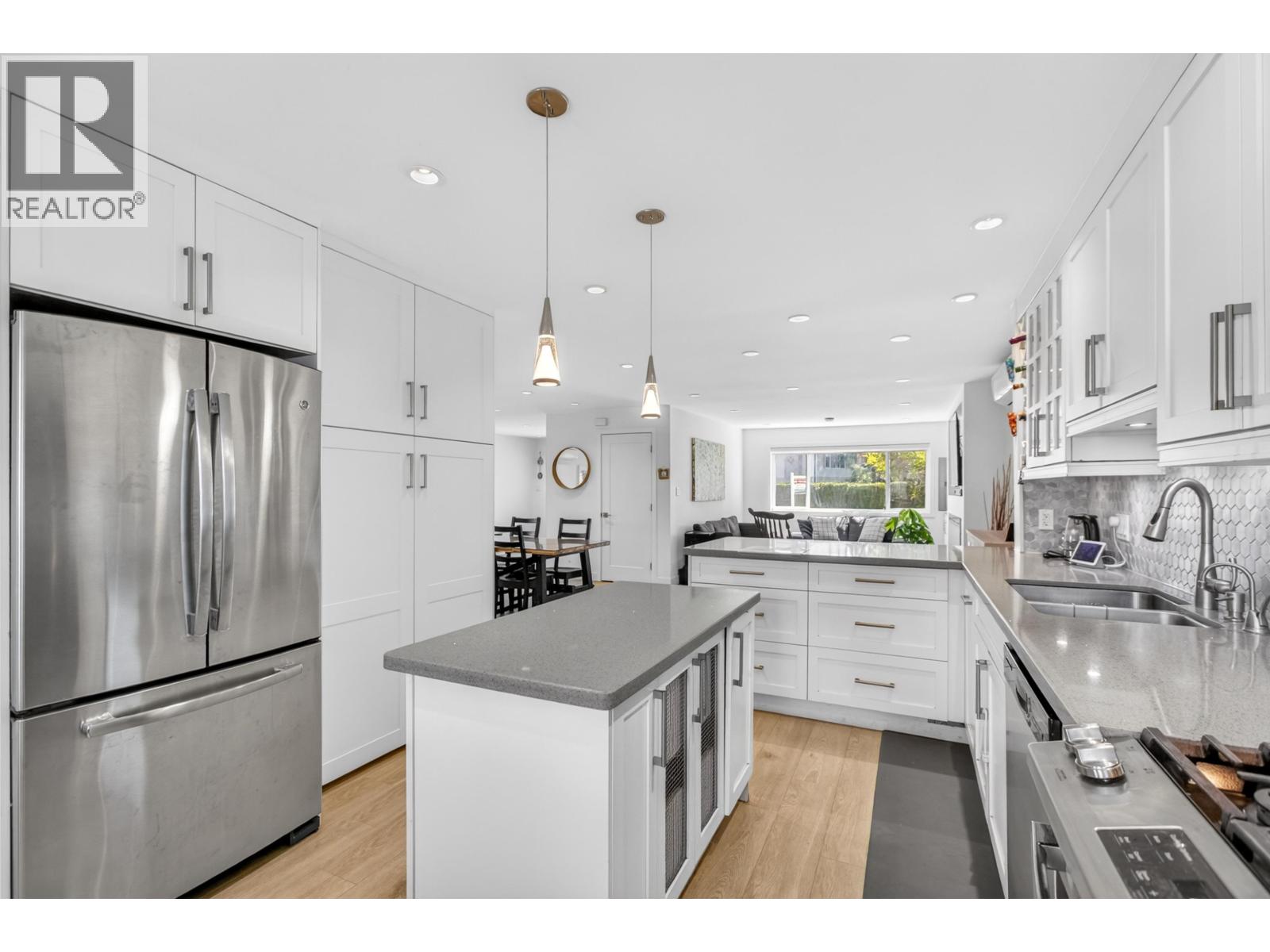 9851 SWANSEA Drive, Richmond
