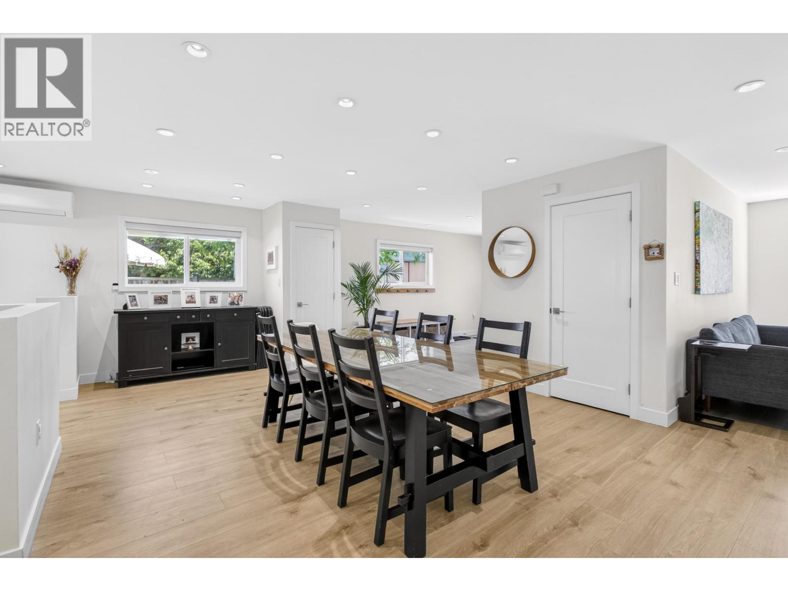 9851 SWANSEA Drive, Richmond