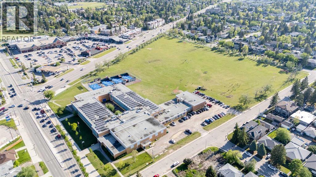 3112 42 Street SW - 33