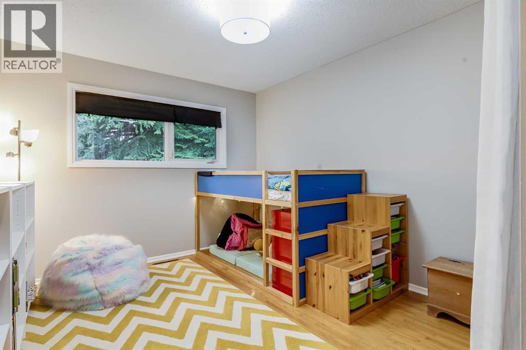 3112 42 Street SW - 11