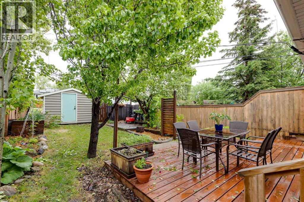 3112 42 Street SW - 26