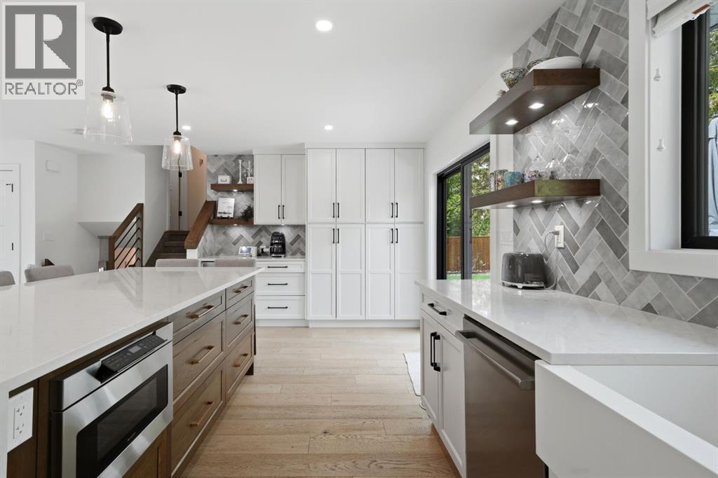 70 Wiltshire Boulevard - 10