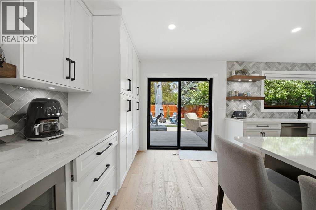 70 Wiltshire Boulevard - 12