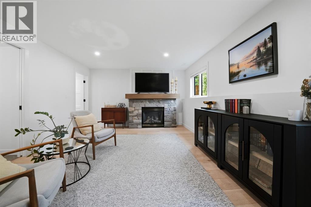 70 Wiltshire Boulevard - 22