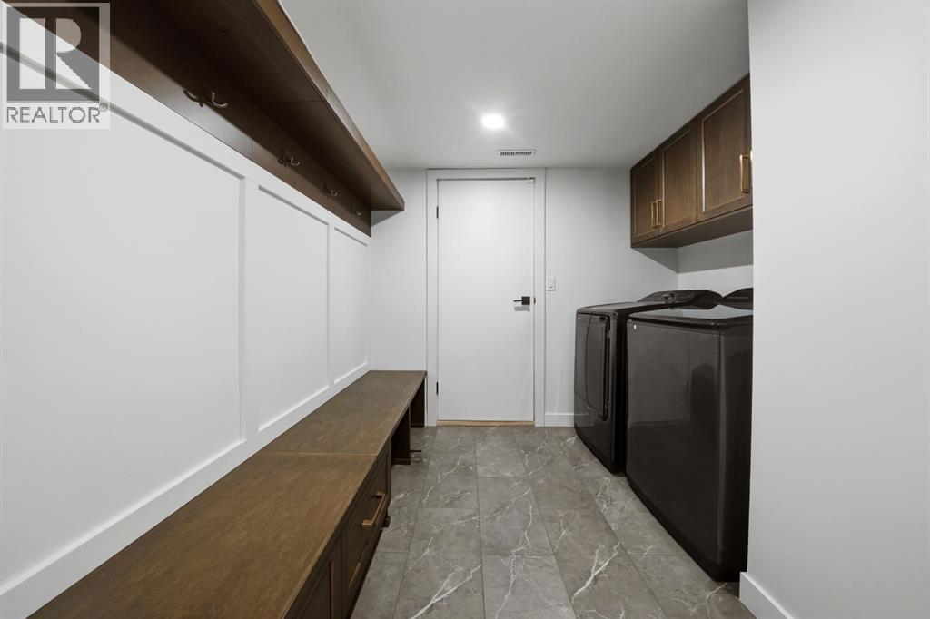 70 Wiltshire Boulevard - 25