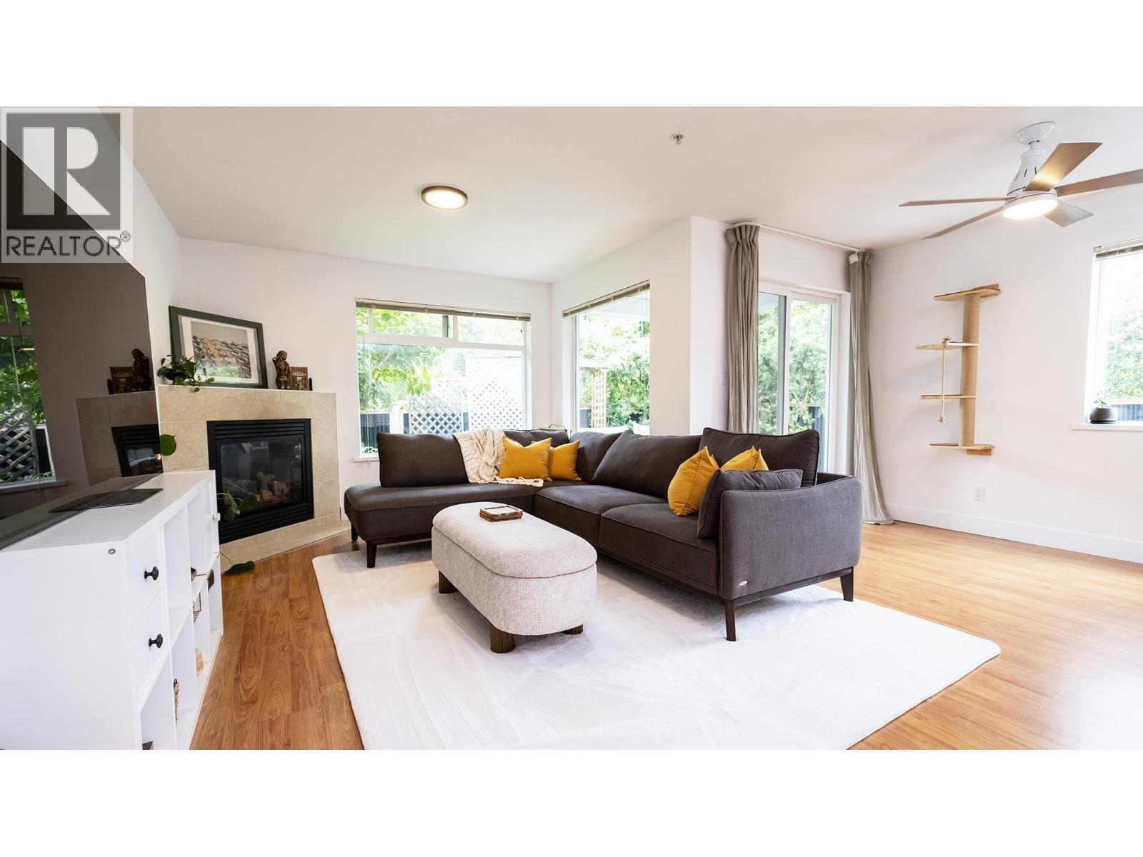 8 624 SHAW ROAD, Gibsons