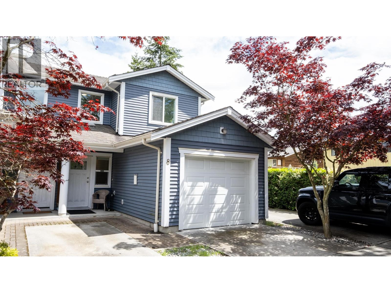 8 624 SHAW ROAD, Gibsons