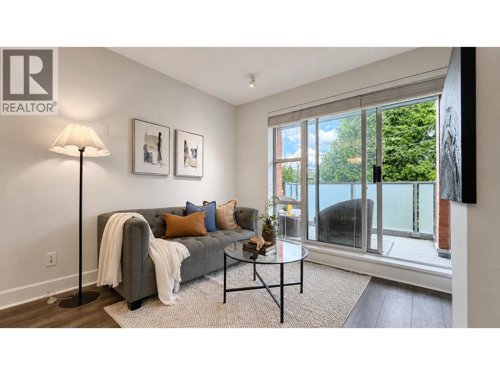 403 3811 HASTINGS STREET