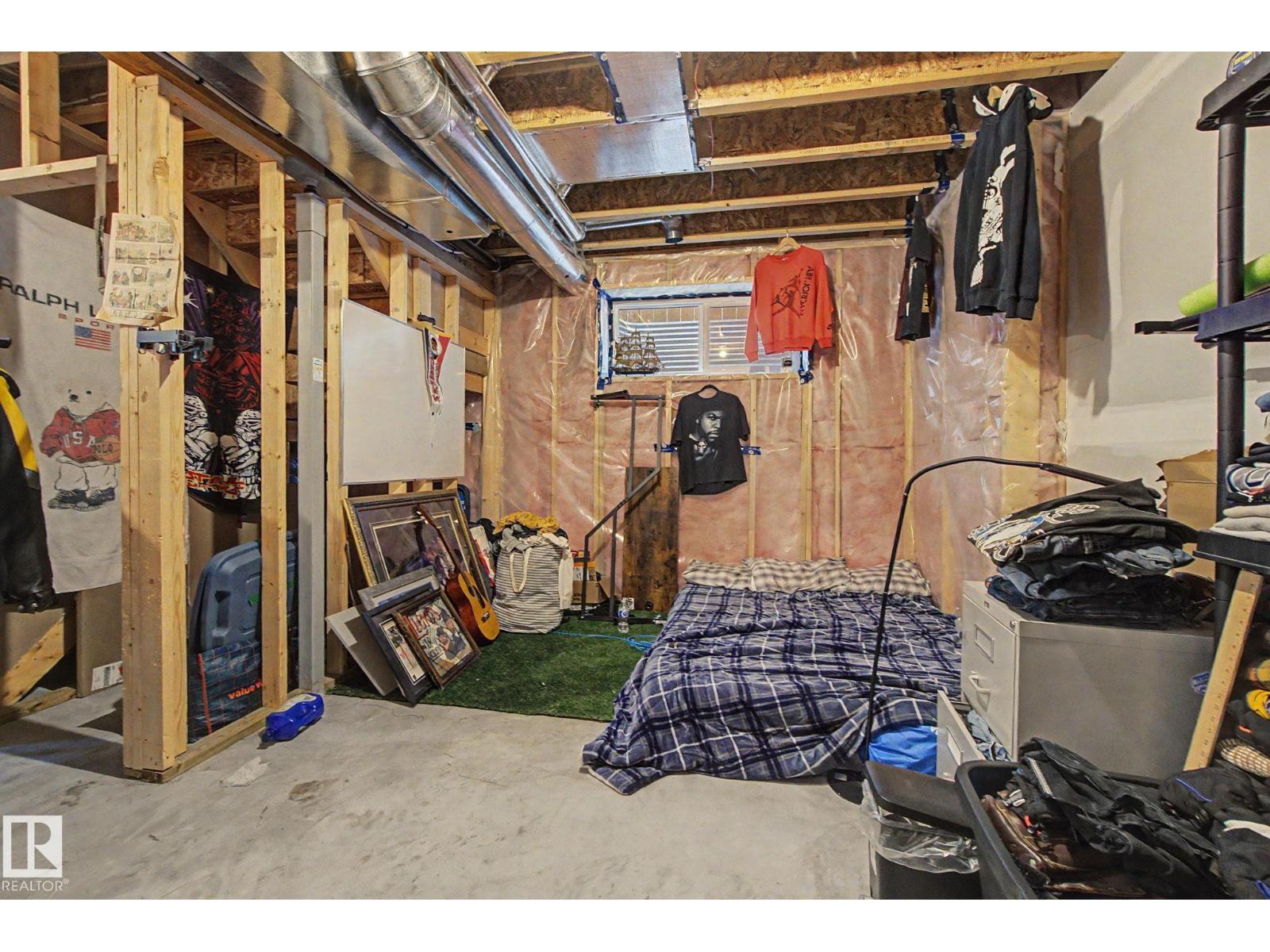 12035 93 ST NW NW - 28