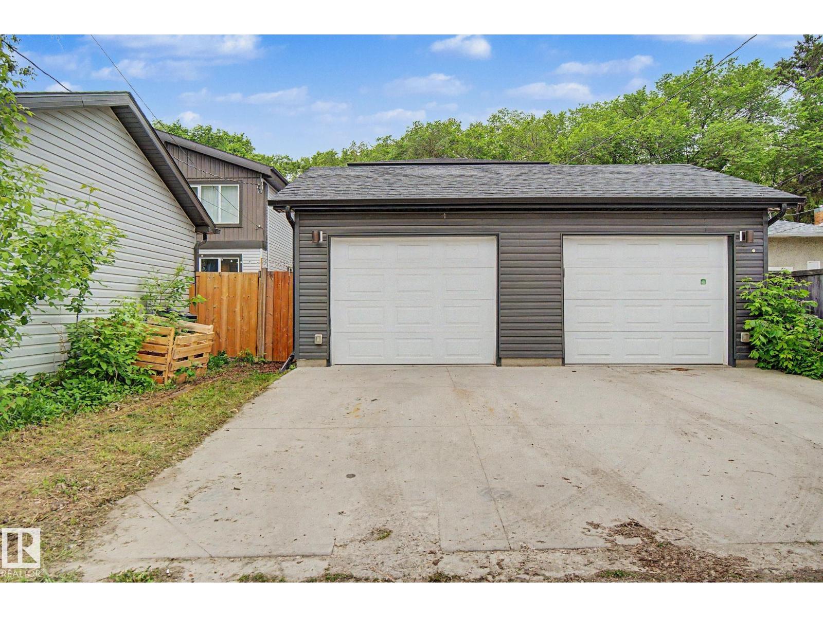 12035 93 ST NW NW - 33