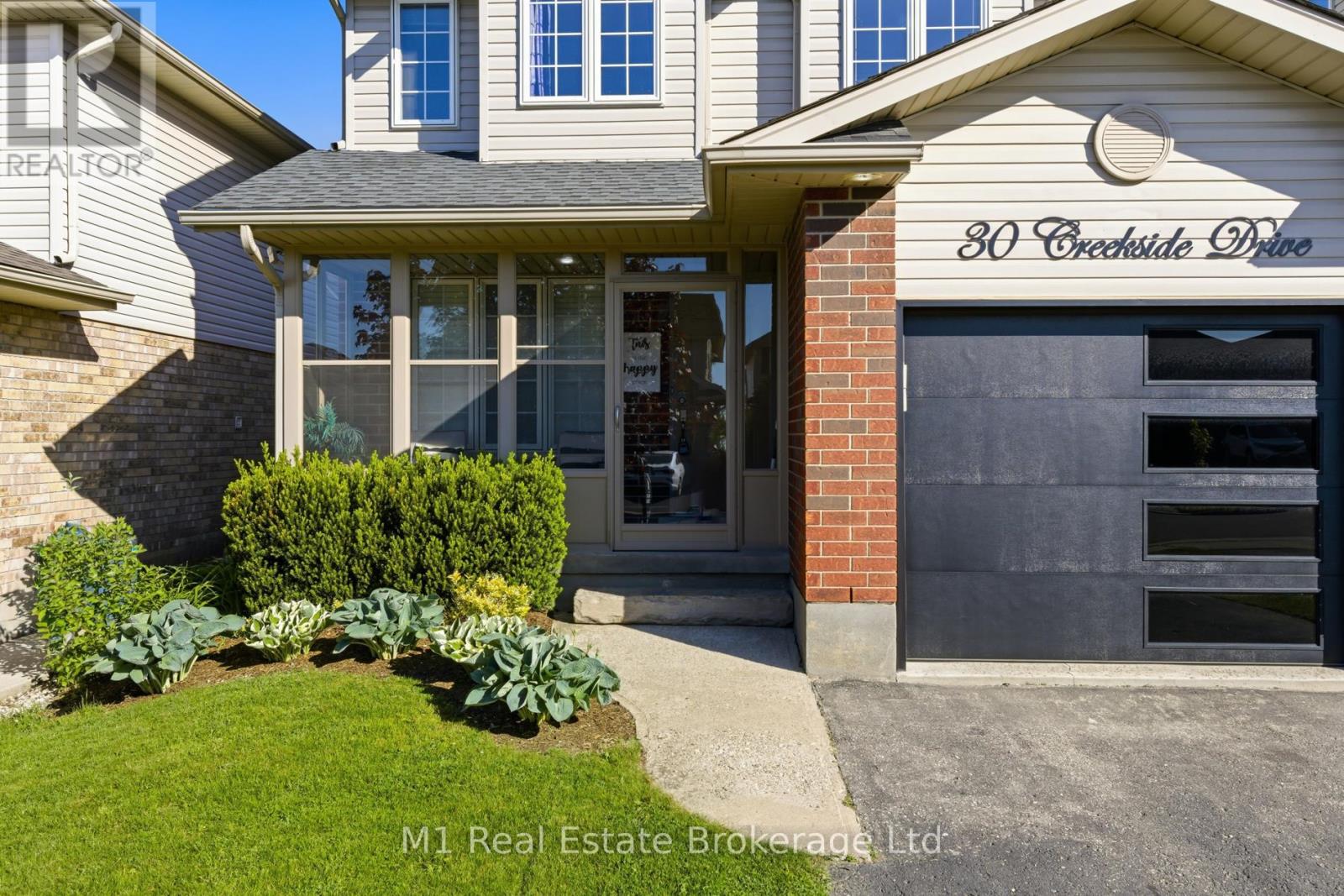 30 CREEKSIDE DRIVE - Image 3