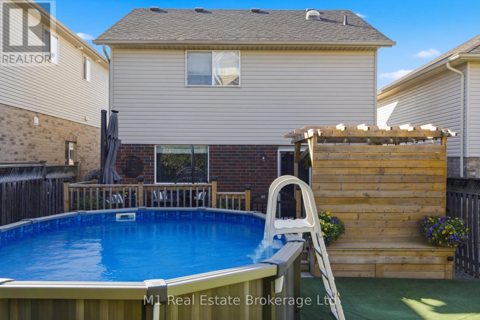 30 CREEKSIDE DRIVE - 34