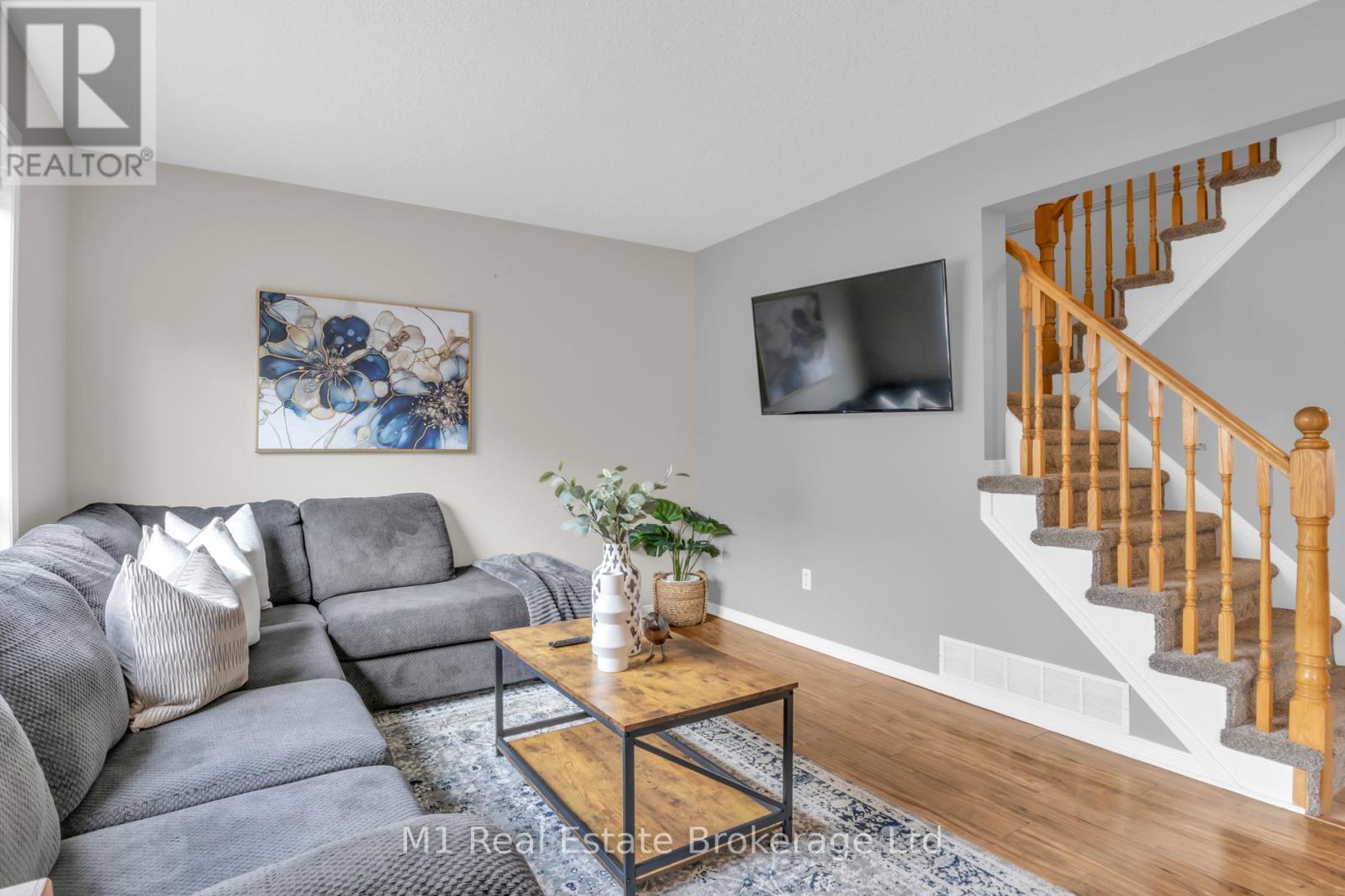 30 CREEKSIDE DRIVE - 7