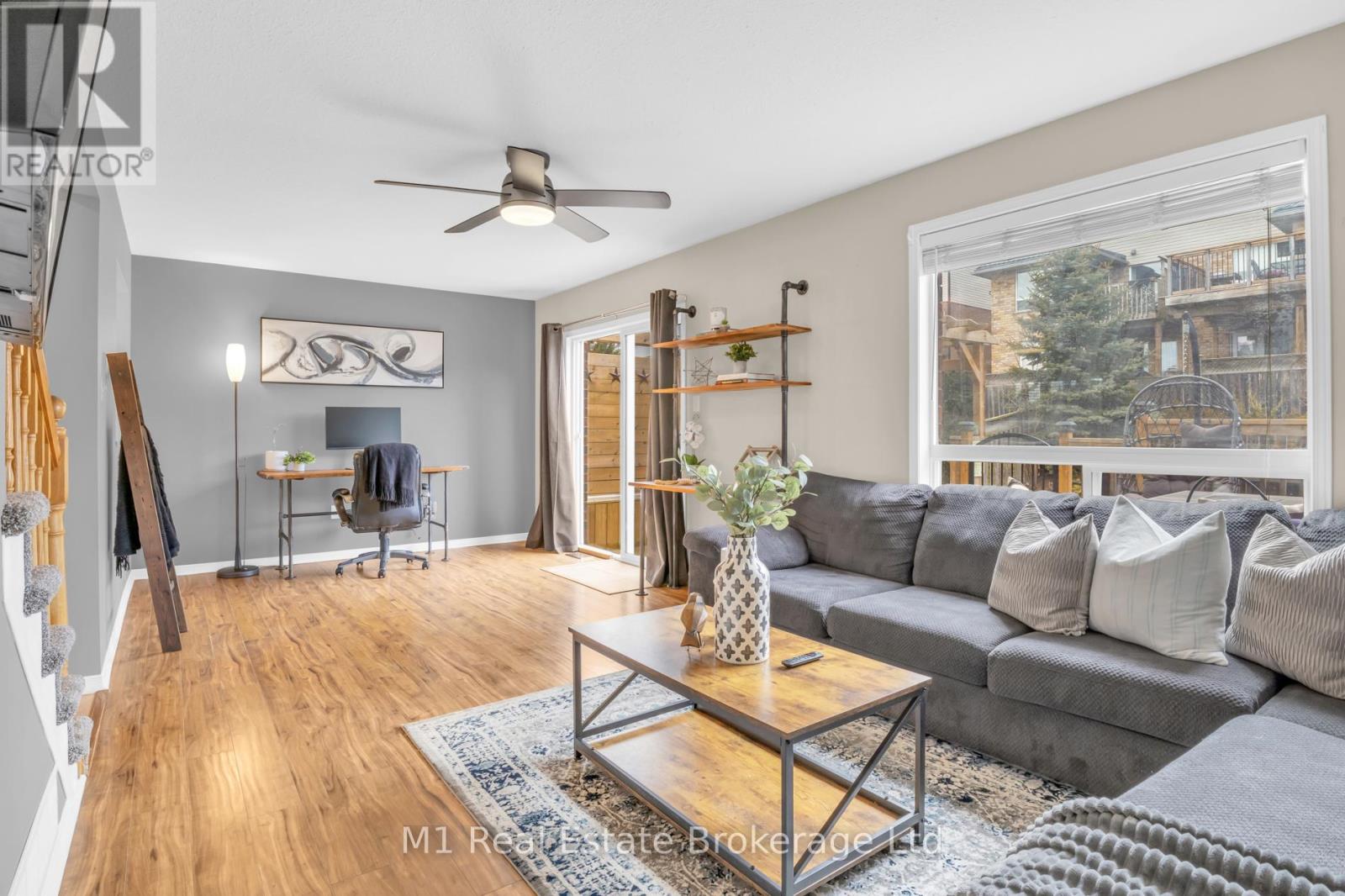 30 CREEKSIDE DRIVE - 8