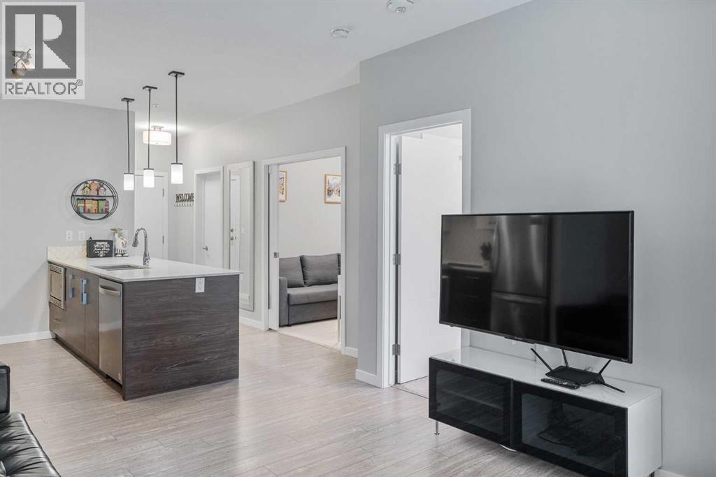 #313 122 Mahogany Centre SE - 11
